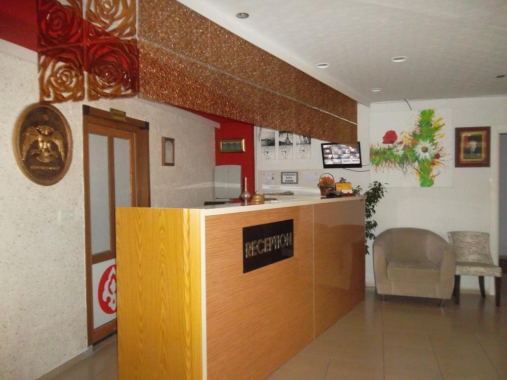 Konak Hotel Mut Dış mekan fotoğraf