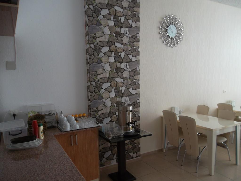 Konak Hotel Mut Dış mekan fotoğraf